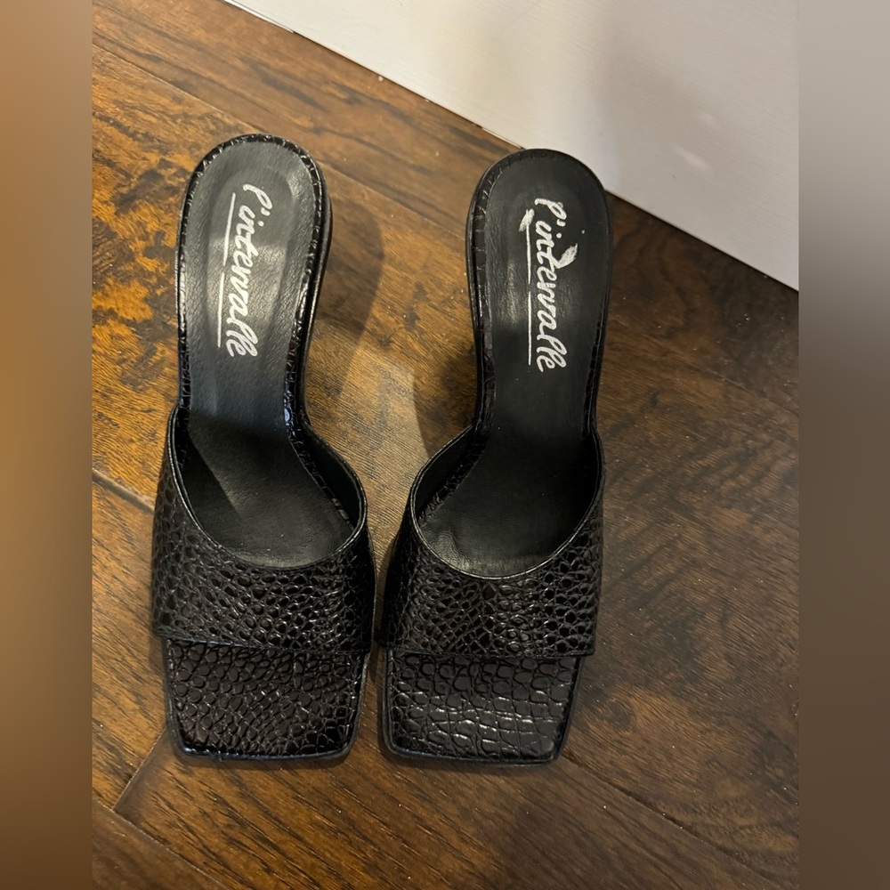 Black croc sandals